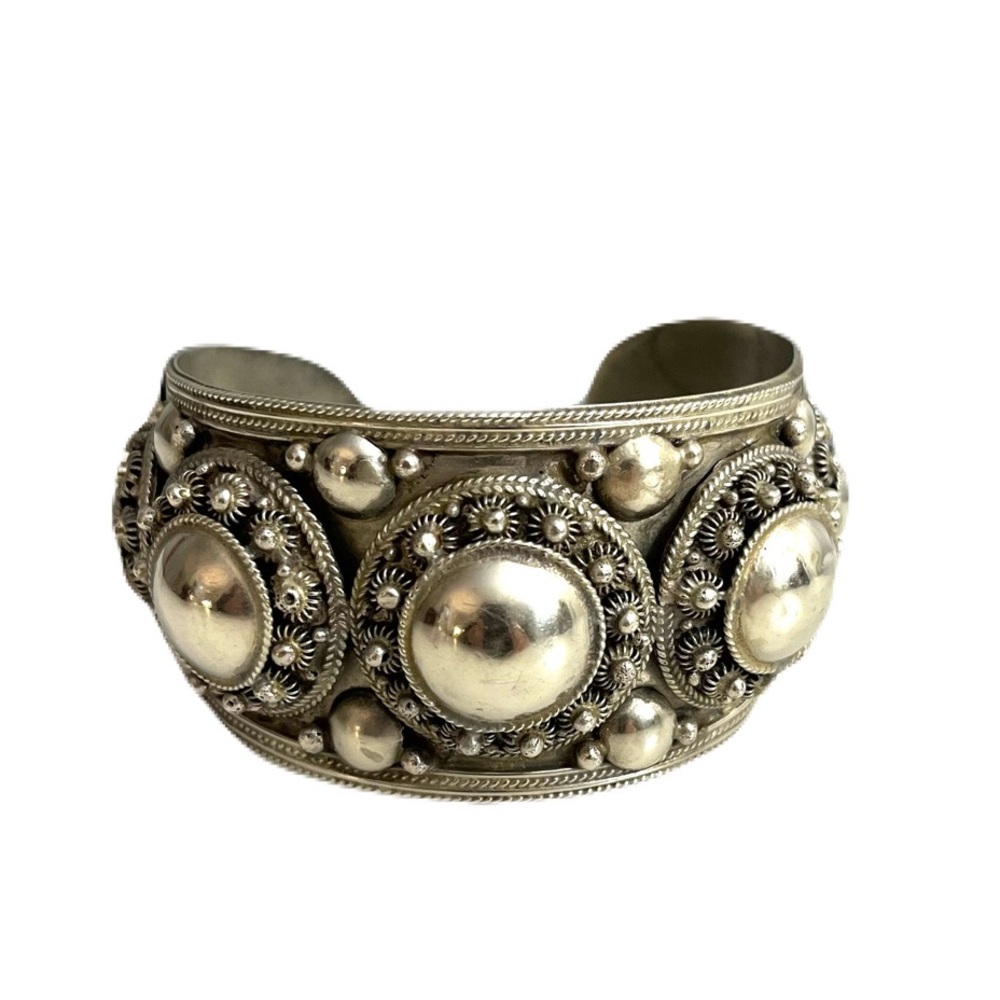 Vintage Siam Sterling Silver Cuff Bracelet